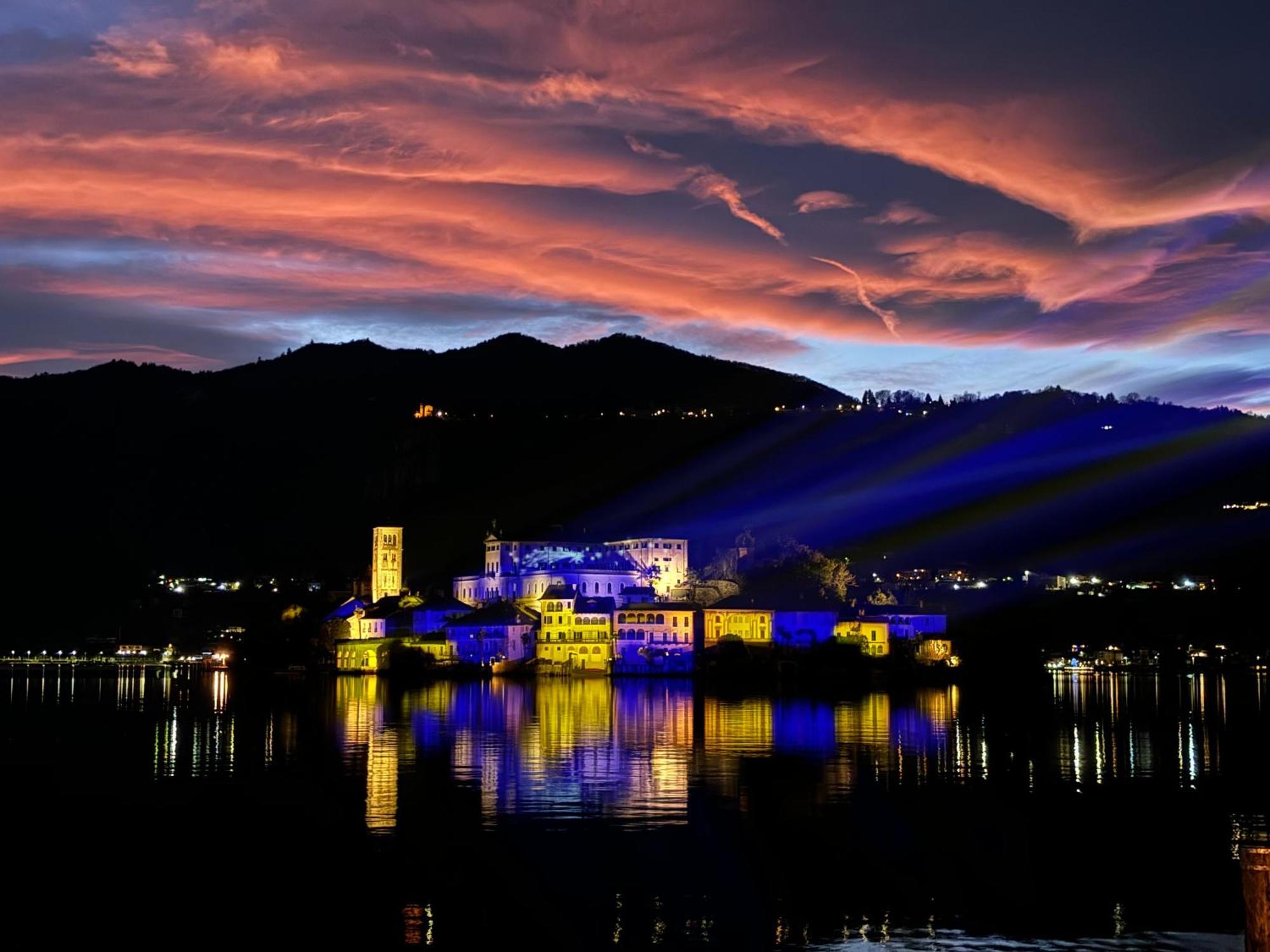 -Ortaflats- Appartamenti Imbarcadero & Palazzotto Orta San Giulio Kültér fotó